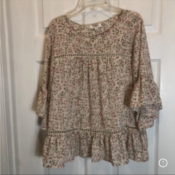Umgee Floral Print Blouse with Beautiful Lace and Back Detail Size Small - Picture 1 of 7